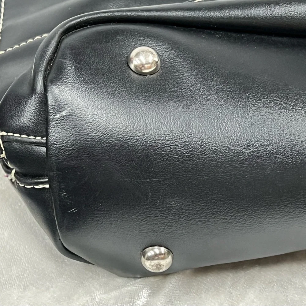 Black Women's Laptop Bag - Sleek Professional Shoulder Tote